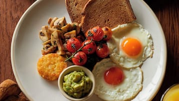 Esmorzar diari anglès (16 GBP per persona)