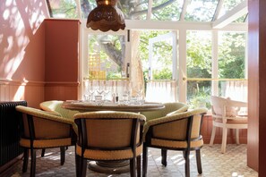 Restaurant - The George and Dragon (Marlow)