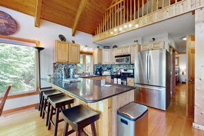 Fridge, microwave, oven, stovetop - Stunning 3BR Home with Wifi, Unobstructed Views, and Private Hot Tub on 15 Acres (Bryson City)