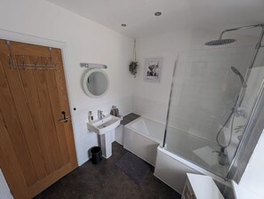 Cottage | Bathroom | Shower - Hocking Cottage (Torquay)