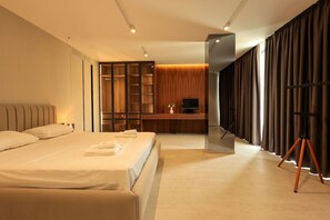 1 soveværelse, skrivebord, gratis Wi-Fi