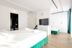 1 bedroom, desk, free WiFi