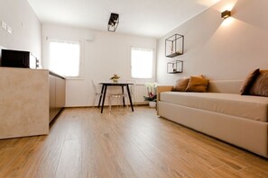 Deluxe Studio | Private kitchenette | Fridge, microwave, stovetop, dishwasher - Colibri House (Sottomarina)