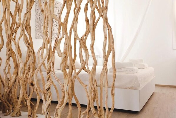 Ropa de cama de alta calidad, cubrecamas y cortinas blackout 