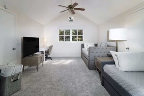 Smart TV, offices