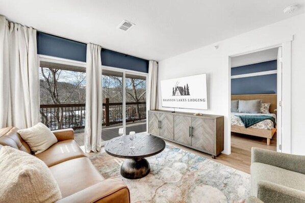 2 bedrooms, iron/ironing board, travel cot, WiFi