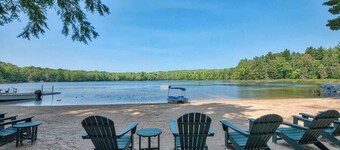 Wolverine Woods Cabin • Cozy Forest Retreat • Private Lake