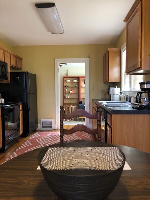 Microwave, oven, stovetop, dishwasher