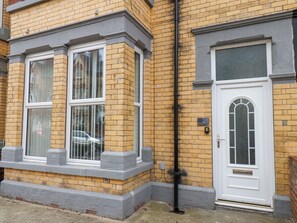 Exterior detail - Tennyson Grange (Bridlington)