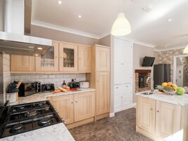 Talheres/pratos/utensílios de cozinha