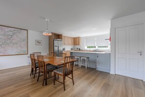 Dining - Heathercroft House-Beautiful, modern 3 bedroom house with stunning views (Fort William)