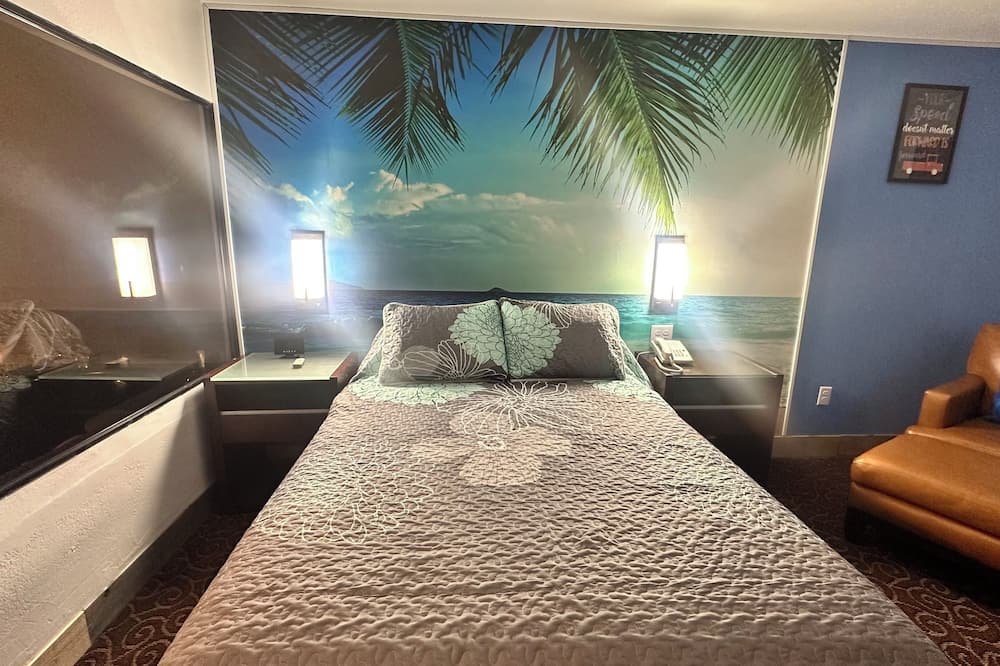 Chesaning Inn & Suites - Owosso