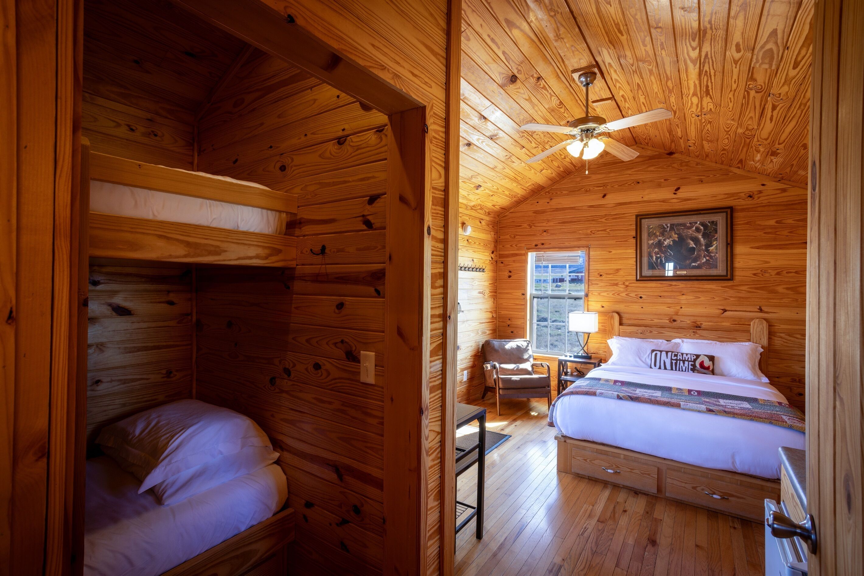2 chambres, Wi-Fi, literie fournie, accessible en fauteuil roulant