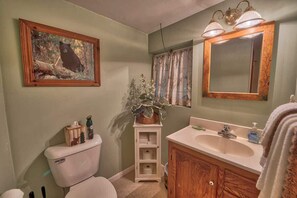 Unclassified image, 5 of 23, button