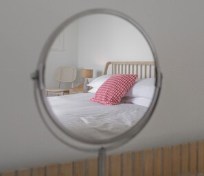 3 chambres, fer et planche à repasser, lit parapluie, Wi-Fi gratuit