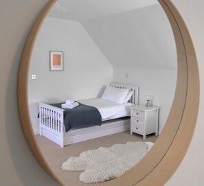 3 bedrooms, iron/ironing board, travel cot, free WiFi