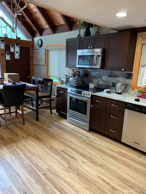 Microwave, oven, stovetop, dishwasher