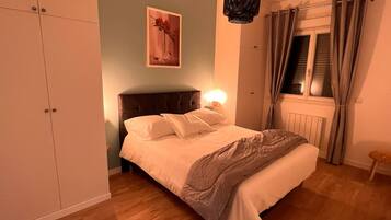 2 habitaciones, tabla de planchar con plancha, wifi y ropa de cama