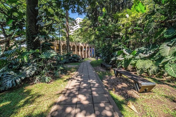 Property grounds - El Peñon | Jacuzzi + 3BR | Walk Everywhere | B101 (Cali)