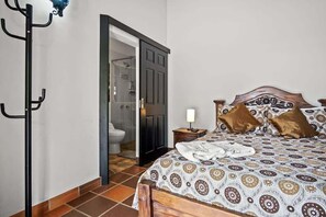 7 bedrooms, iron/ironing board, WiFi, bed sheets - Finca Palmeras | Pool | Jacuzzi | Game Room | Cali (Cali)