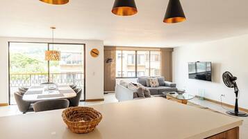 Televisión y oficina