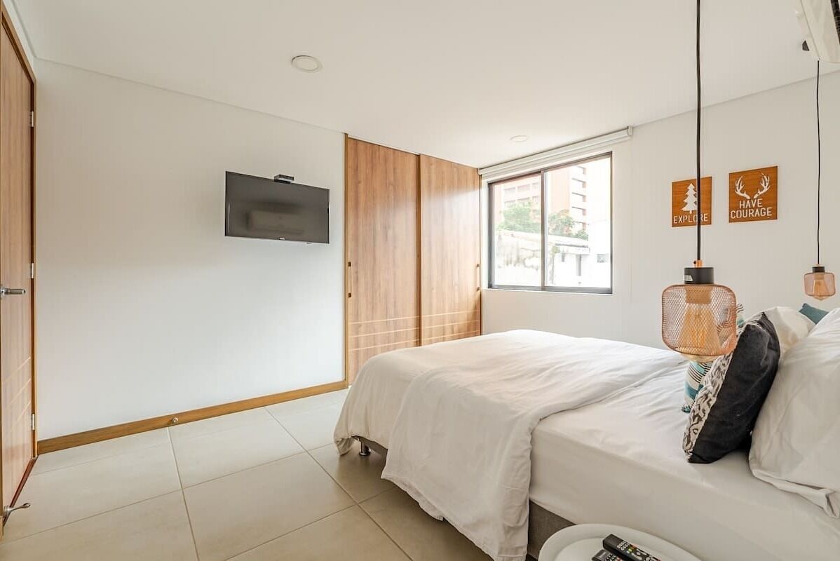 3 chambres, fer et planche à repasser, lit parapluie, Wi-Fi