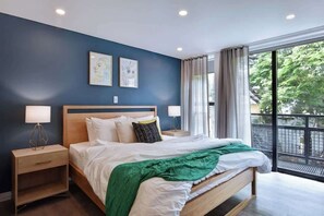 1 bedroom, iron/ironing board, travel crib, WiFi