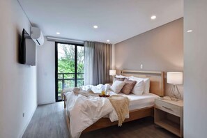 2 bedrooms, iron/ironing board, travel crib, WiFi