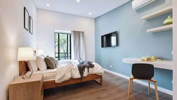 2 habitaciones, tabla de planchar con plancha, wifi y ropa de cama