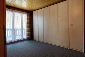 Basic Apartment | Interior - Chalet Weisshorn 4 (Bettmeralp)