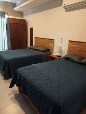 2 habitaciones, tabla de planchar con plancha y wifi