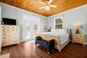 獨棟房屋, 泳池景觀 | 4 間臥室、筆電工作空間、熨斗/熨衣板、免費無線上網