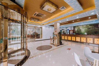 HaoTai Hotel (Shanghai Pudong Airport, Wildlife Park)