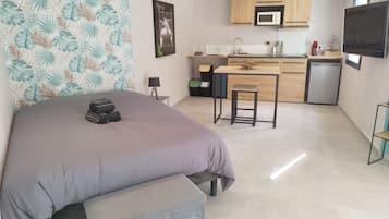 1 quarto, escrivaninha, berço de viagem, Wi-Fi de cortesia