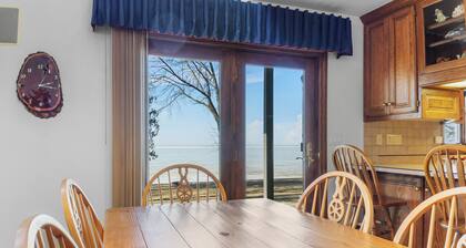 Home on the Bay in Door County