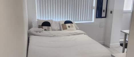 1 Schlafzimmer, Bügeleisen/Bügelbrett, WLAN, Bettwäsche