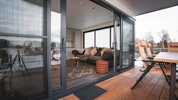 Mobile Home | Balkoni