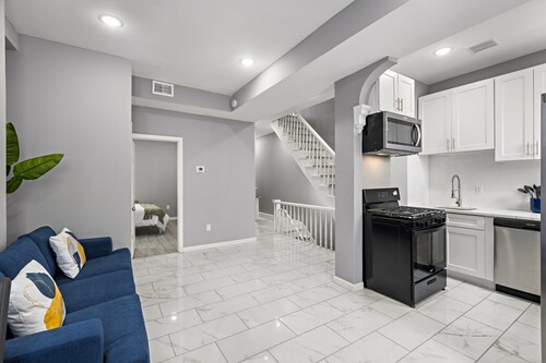 This modern 5-bedroom, 3-bathroom home in Jersey City offers everything you need