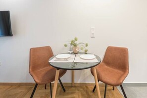 Dining - Athen’s home (Kallithea)