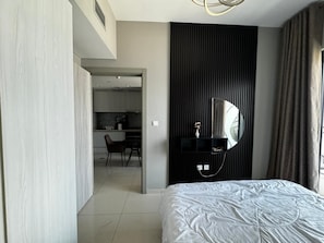Apartment, Balcony, Canal View