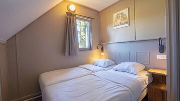 4 Schlafzimmer, Bügeleisen/Bügelbrett, kostenloses WLAN, Bettwäsche