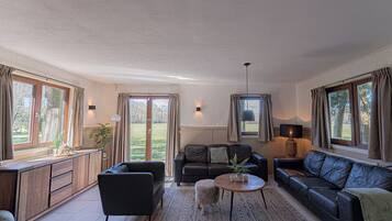 TV connectée, livres, chaßne hi-fi