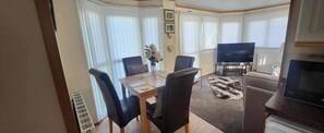 Unclassified image, 3 of 16, button - Comfortable 2 Bedroom Caravan - Close to Castle (Rhyl)
