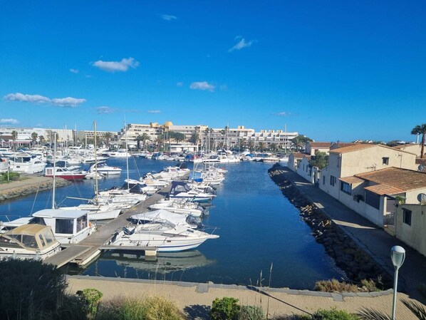 Marina - Naturiste Cap d'Agde Port Vénus 211 (Agde)