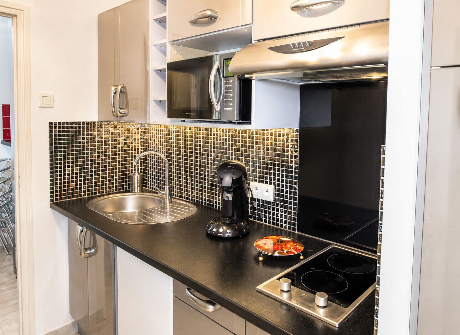 Fridge, microwave, coffee/tea maker