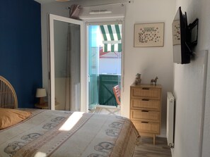 1 chambre, fer et planche Ă repasser, Wi-Fi gratuit