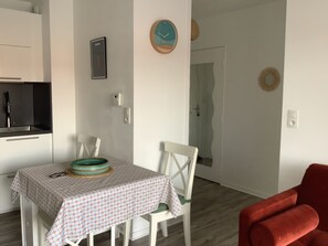 Dining - Résidence Eihera BuildingB (Hendaye)