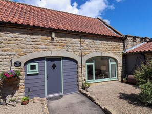 Cottage | Exterior