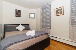2 bedrooms, WiFi, bed sheets