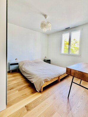 3 Schlafzimmer, Bügeleisen/Bügelbrett, Reisekinderbett, kostenloses WLAN